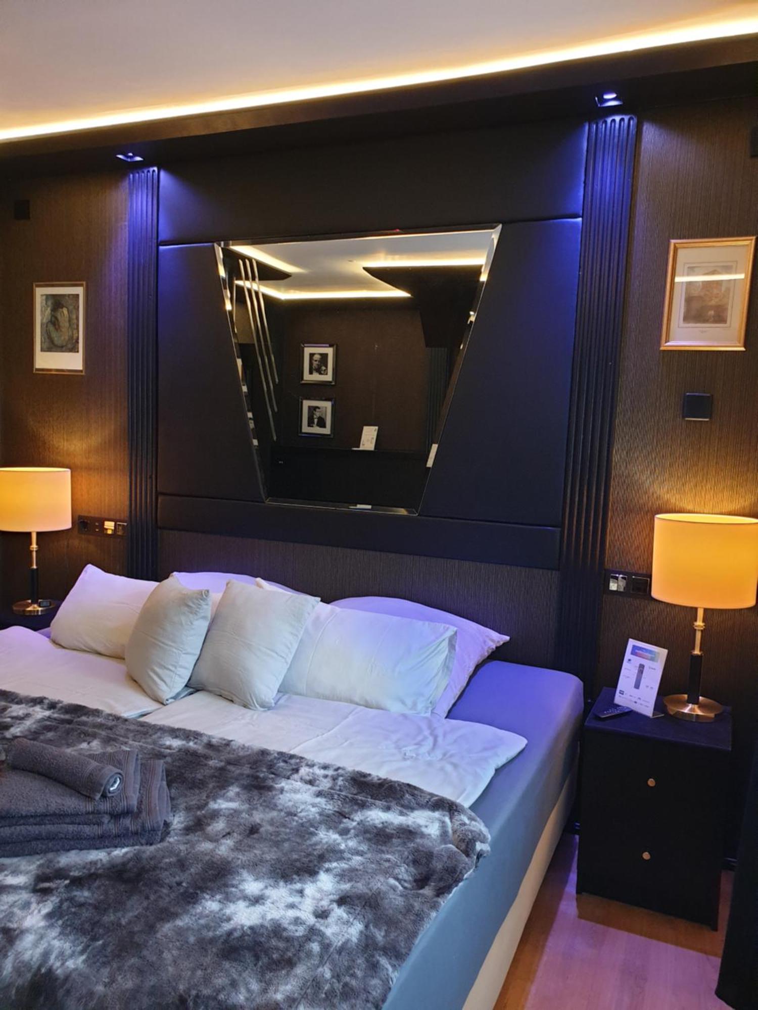 Miet-Kamp Ruhig, Zentral, Nahe Messe, Ausgefallenes Design 2 Schlafzimmer Berlín Exterior foto